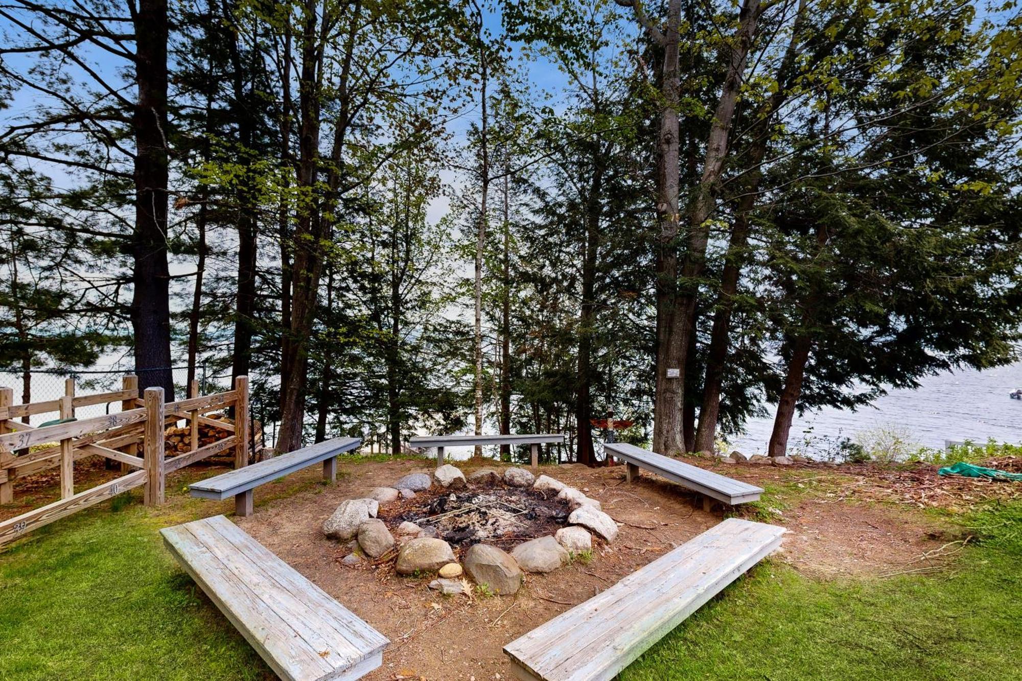 Samoset Condo On Lake Winnipesaukee Гилфорд Номер фото